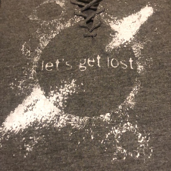 Modern Lux tee - Picture 2 of 5